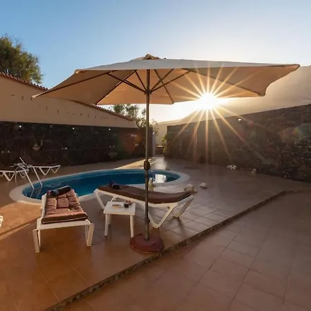 Sara Fuerteventura Cardon